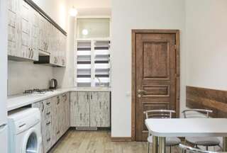Апартаменты Apartment on Glibova 3/1a Львов Апартаменты-10