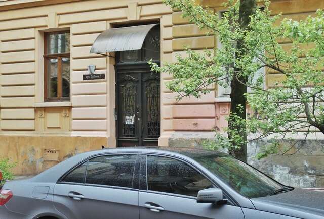 Апартаменты Apartment on Glibova 3/1a Львов-30